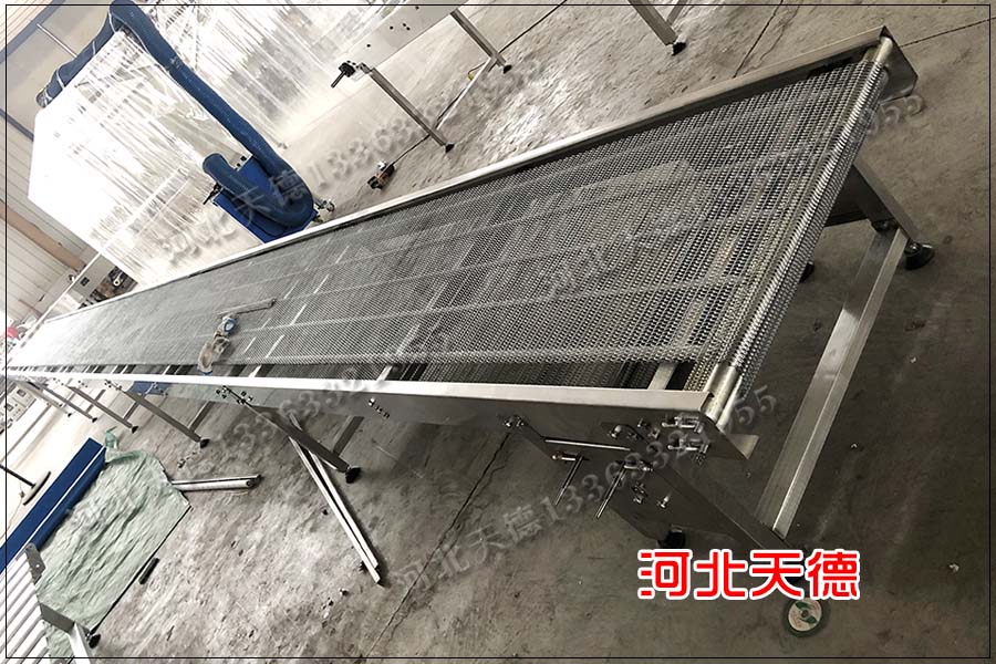 網鏈輸送機